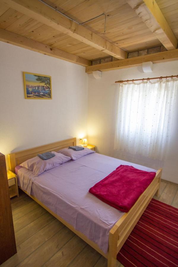 Seaside Secluded Apartments Cove Skozanje, Hvar - 5713 Gdinj Exteriér fotografie